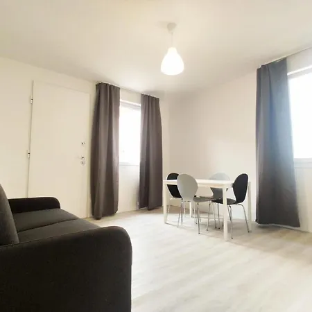 Volta - Appena Ristrutturato - 100 Mt Da Piazza Mazzini דירה